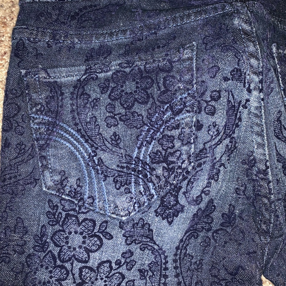 Hollister skinny decal pants - Picture 5 of 6